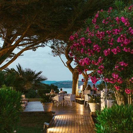 Unahotels Club Hotel Ancora Стинтино Экстерьер фото